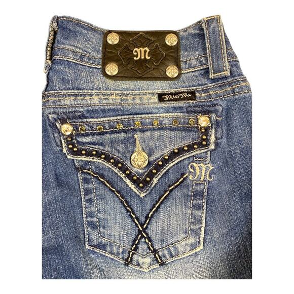 Miss Me Jeans Lot of 2 Pair Cross Black Stud Embellished Size 28 Boot Cut Jeans - Picture 10 of 16